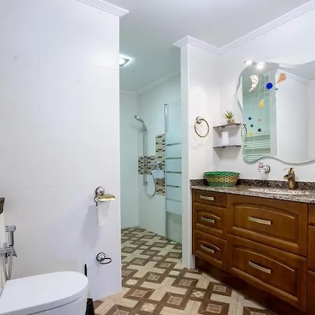 Ibarrangelu Suite * איברנגלו